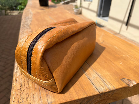 Men's Leather Toiletry Bag