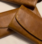 Lady's Leather Purse - Clip Closure