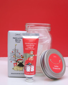 Christmas Paws & Purrs Little Treasures - 30ml Hand Cream, 100g Bath Crystals & 2 X 35g Soap