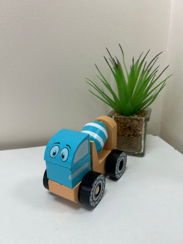 Wooden Pull Along Construction Toy