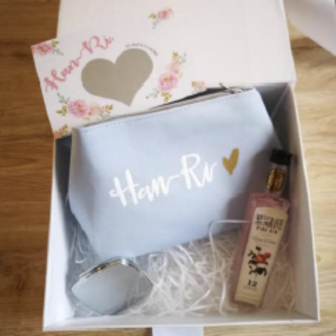 Ready to Go - The Glam Box Gin Gift Set