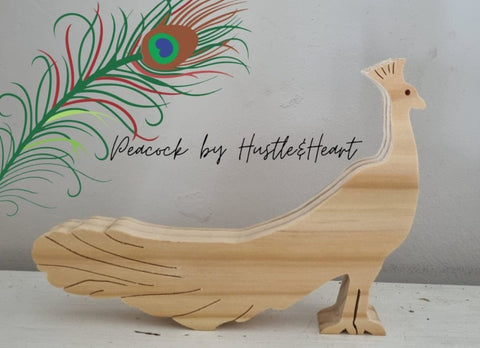 Hustle & Heart: Wooden Figurines - Peacock